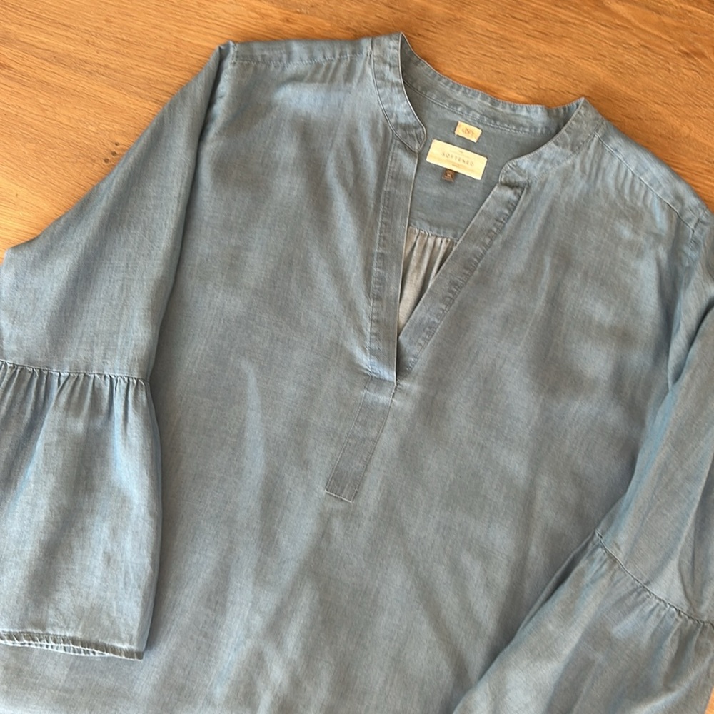 Loft Chambray Feather Light Tunic- Euc - image 3